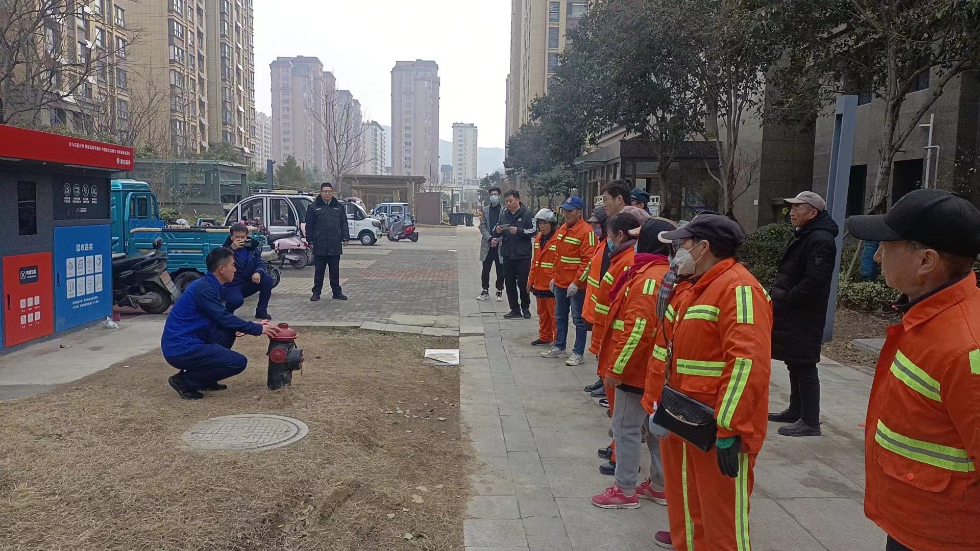 20240308 為安全“加碼”華泰物業組織消防演練進小區.jpg