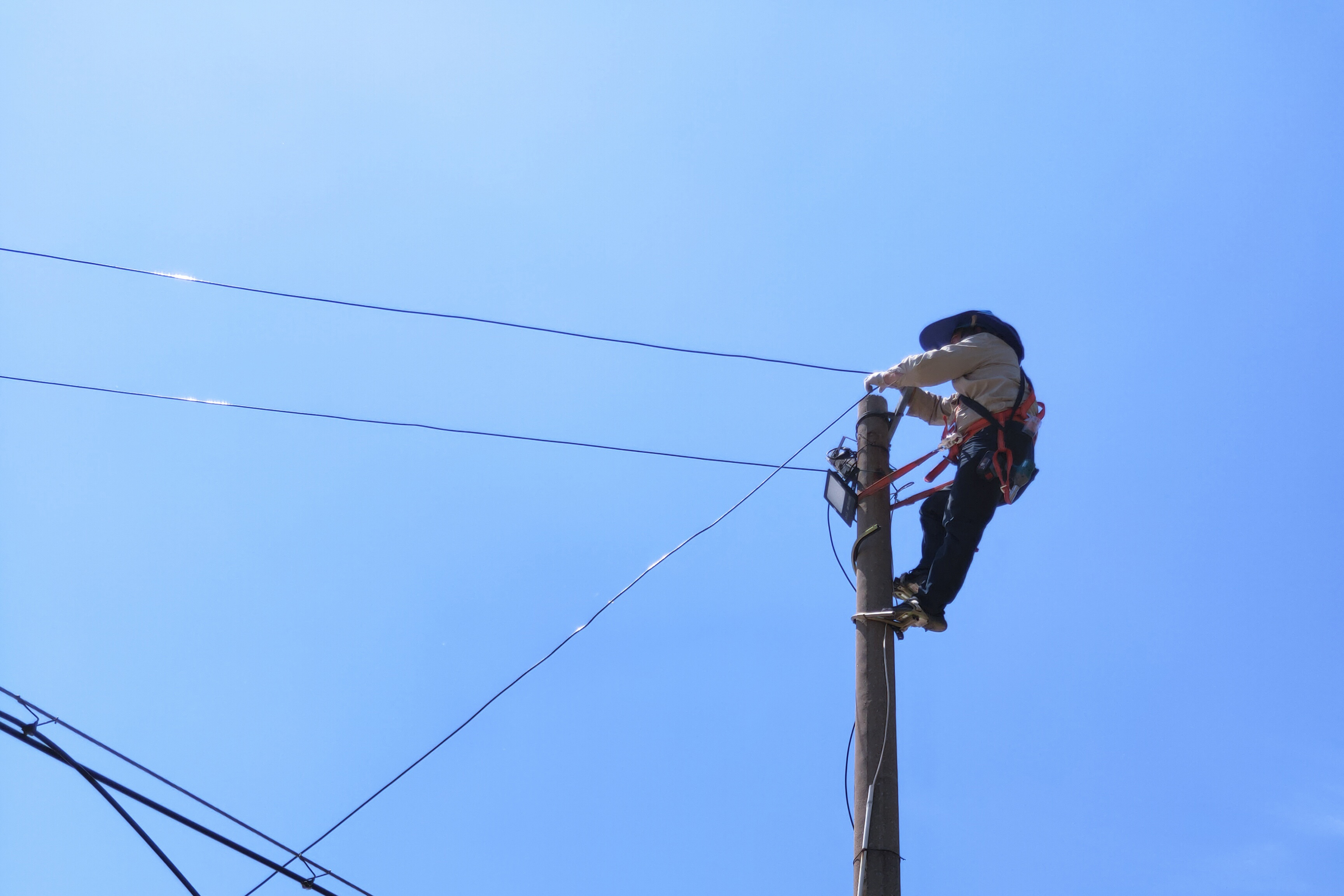 20240529 凱惠電力云臺項目部助力三夏，為三夏安全生產(chǎn)保駕護(hù)航.jpg